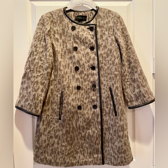 Ann Taylor leopard print coat. - Picture 1 of 7